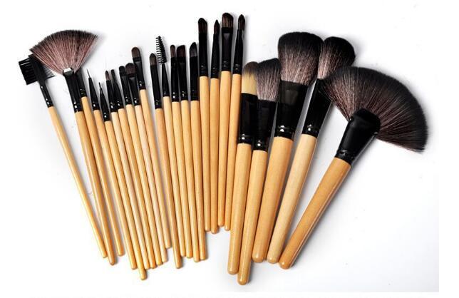 View details for Gift Bag Of 24 Pcs Makeup Brush Sets Professional Cosmetics Brushes Eyebrow Powder Foundation Shadows Pinceaux Make Up Tools Gift Bag Of 24 Pcs Makeup Brush Sets Professional Cosmetics Brushes Eyebrow Powder Foundation Shadows Pinceaux Ma